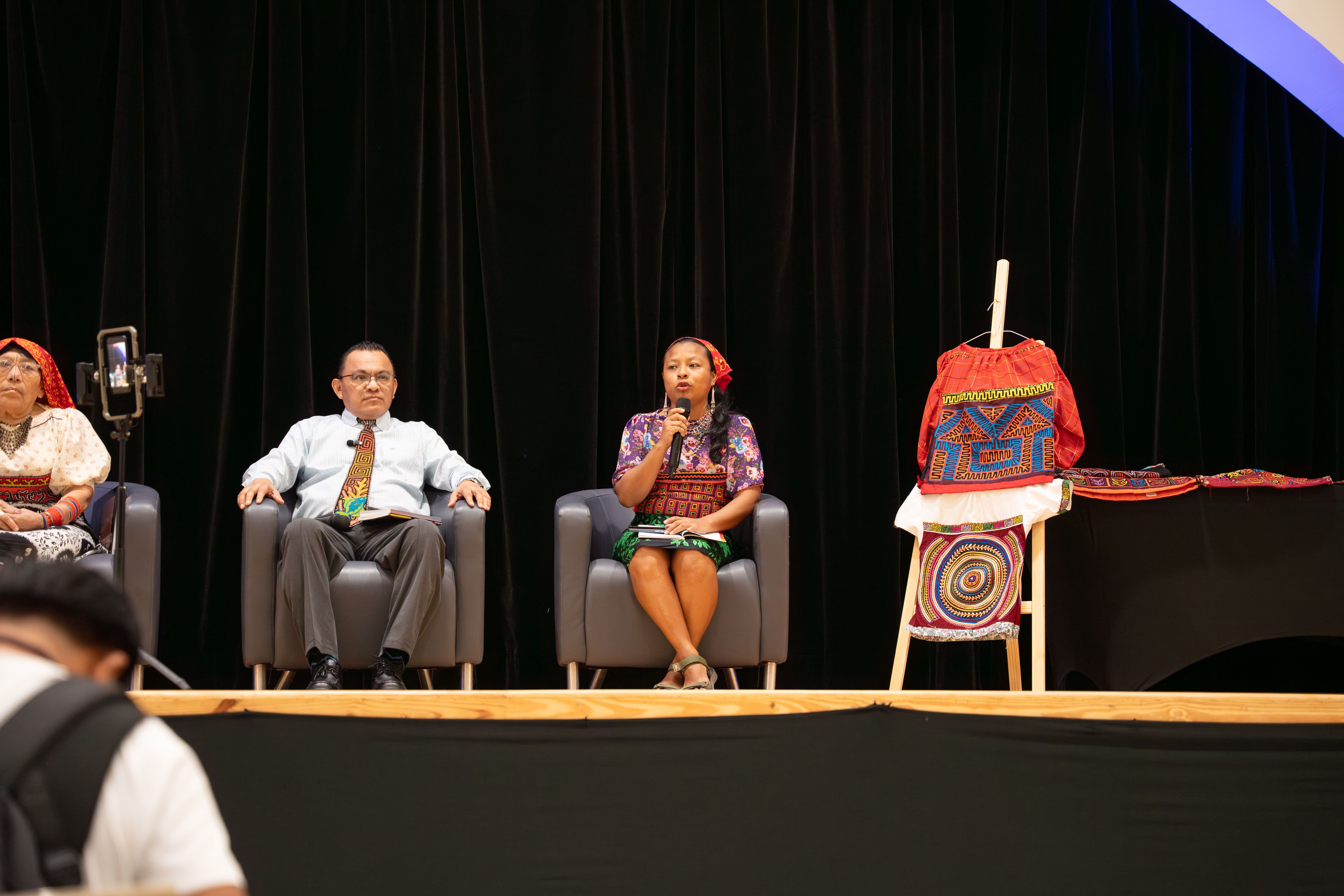 soy un alt por defecto por favor validar en imagen